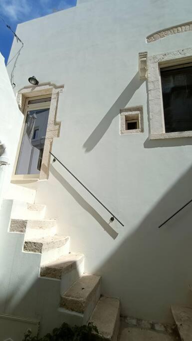 Villa Sull'Arco Della Gnostra Noci Esterno foto